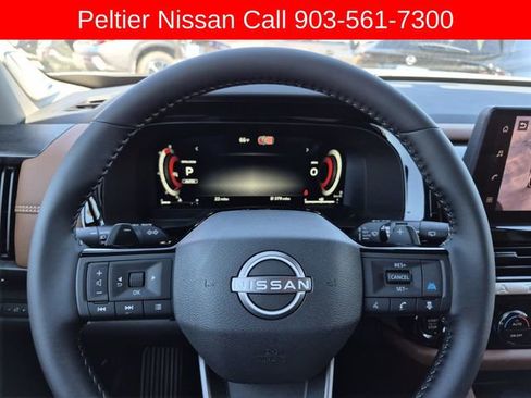 Used 2026 Nissan Pathfinder Platinum w/ Cargo Package image 16