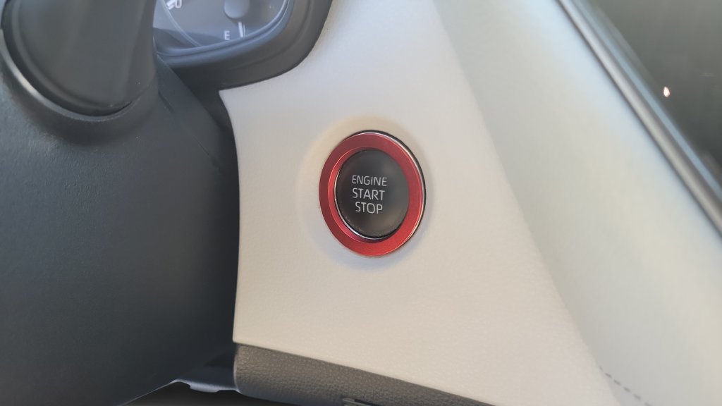 Used 2024 Toyota Corolla SE FWD image 25