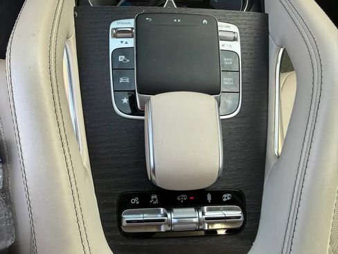 Used 2021 Mercedes-Benz GLS 63 AMG 4MATIC image 30