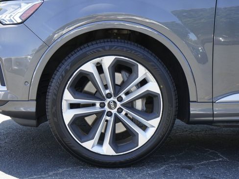 Used 2021 Audi Q7 3.0T Premium Plus w/ Premium Plus Package image 13