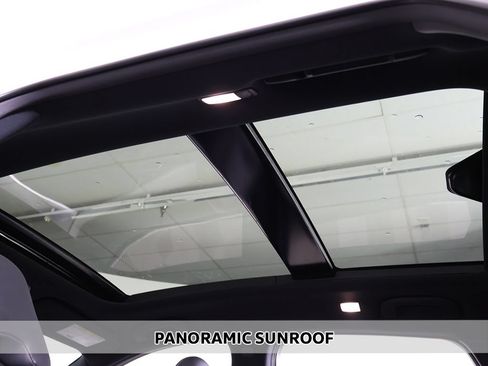 Used 2020 INFINITI QX50 Essential w/ Edition 30 Package FWD image 4