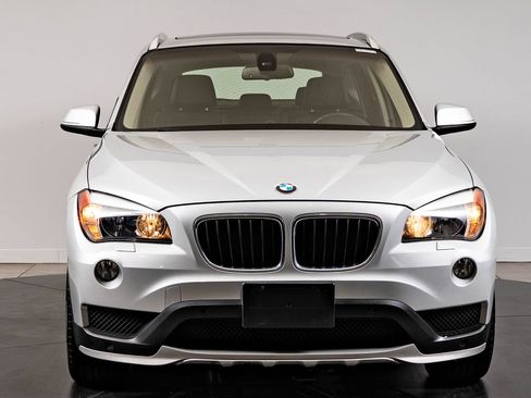 Used 2015 BMW X1 xDrive28i AWD/4WD image 2