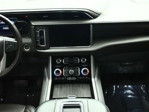 Used 2021 GMC Yukon Denali w/ Denali Premium Package RWD image 36