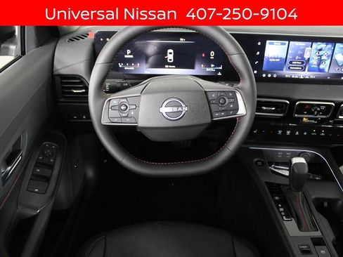 New 2026 Nissan Sentra SR w/ SR Premium Package FWD image 17