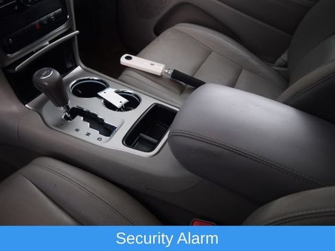 Used 2012 Jeep Grand Cherokee Laredo AWD/4WD image 13
