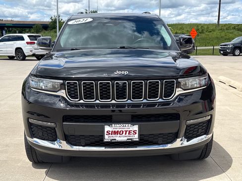 Used 2021 Jeep Grand Cherokee L Limited w/ Luxury Tech Group II AWD/4WD image 3