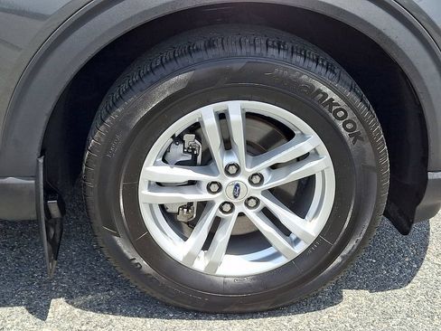 Used 2020 Ford Explorer XLT AWD/4WD image 8