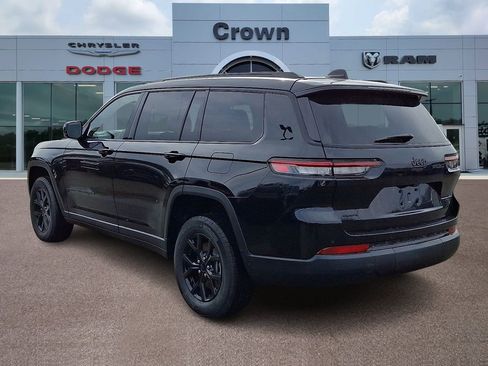 New 2025 Jeep Grand Cherokee L Altitude AWD/4WD image 3