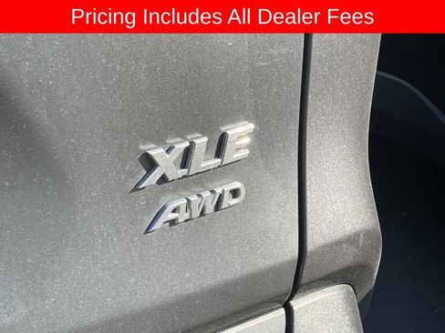 Used 2022 Toyota RAV4 XLE w/ Convenience Package AWD/4WD image 8