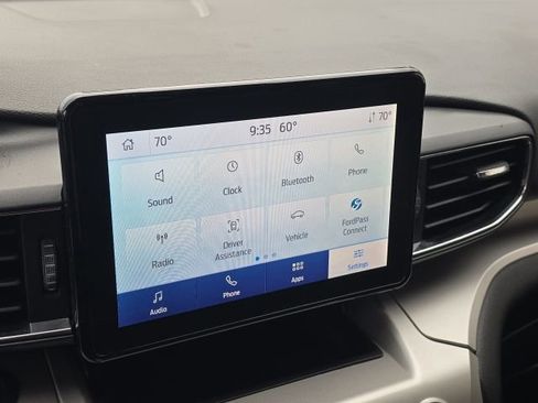 Used 2022 Ford Explorer XLT w/ Equipment Group 202A image 31