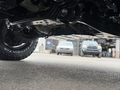 Used 2017 Toyota Tundra Limited w/ Limited Premium Package image 81