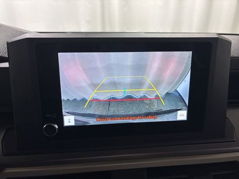 Used 2025 Toyota Tacoma TRD Sport image 19