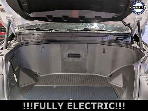 Used 2023 Ford F150 Lightning XLT image 26