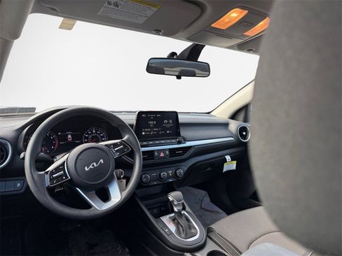 Certified 2023 Kia Forte LXS image 19