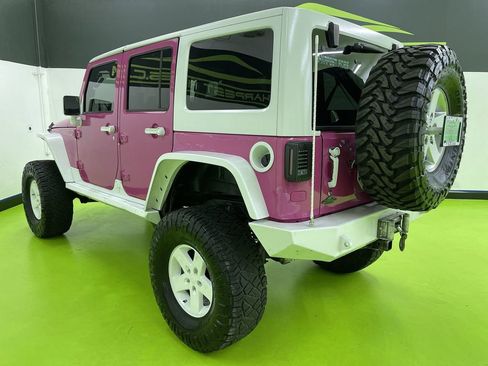 Used 2008 Jeep Wrangler Unlimited Rubicon w/ PWR Convenience Group image 7