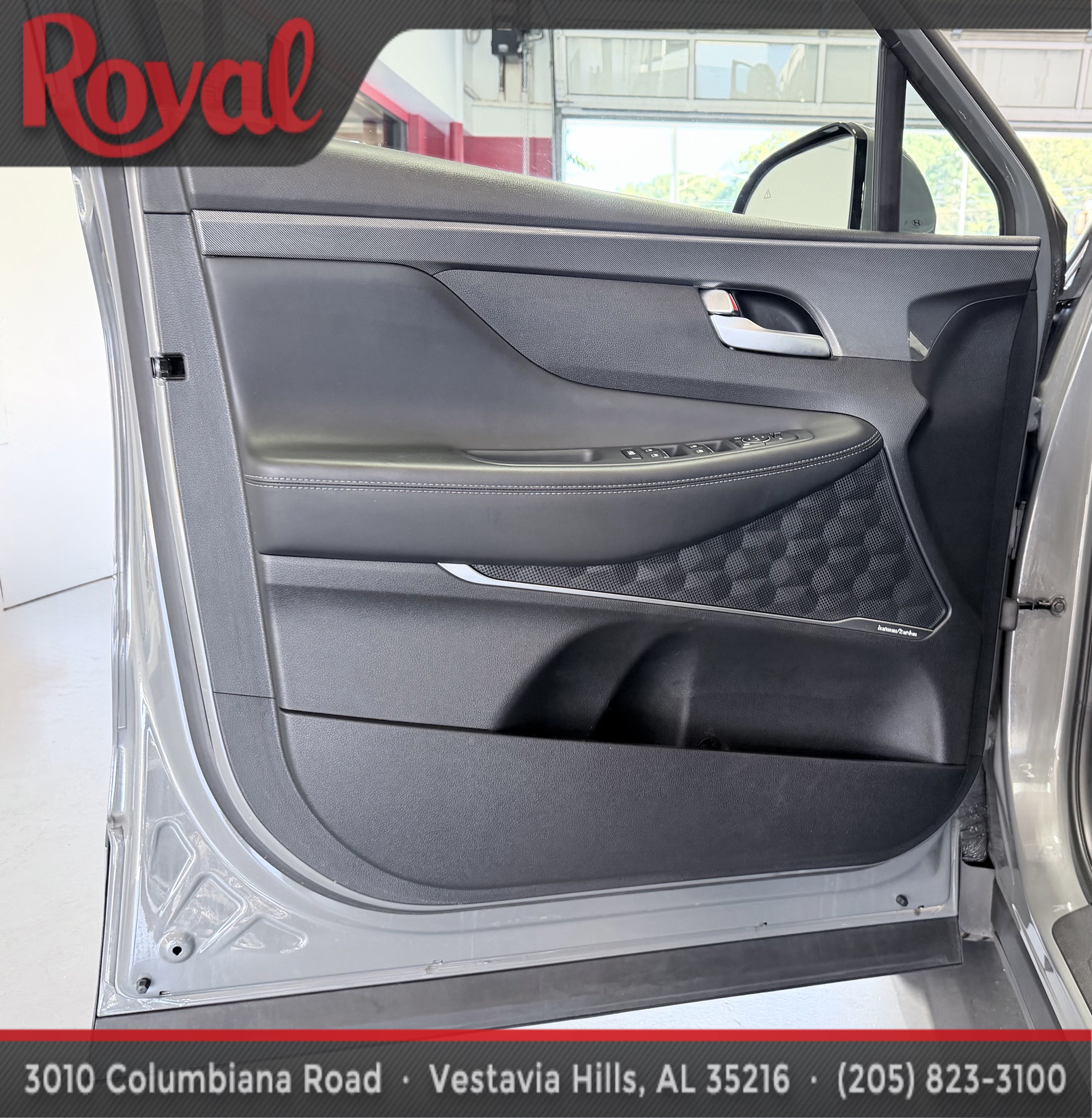 Used 2023 Hyundai Santa Fe SEL w/ Premium Package FWD image 12