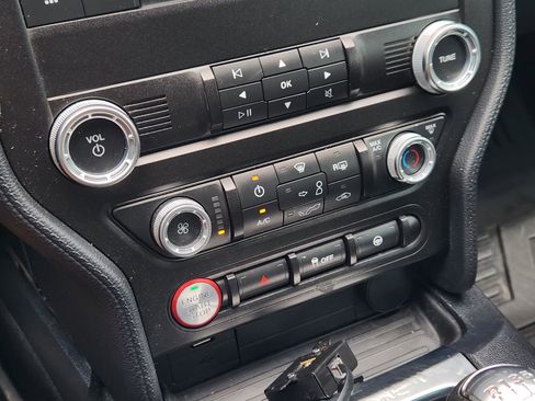 Used 2020 Ford Mustang GT RWD image 18