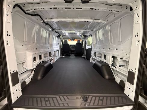 Used 2024 Ford Transit 150 Low Roof RWD image 24