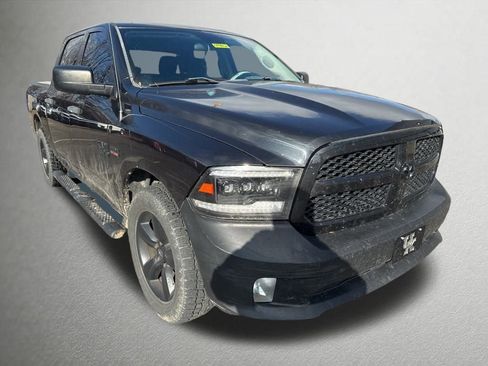 Used 2017 RAM 1500 Express w/ Black Ram 1500 Express Group image 1