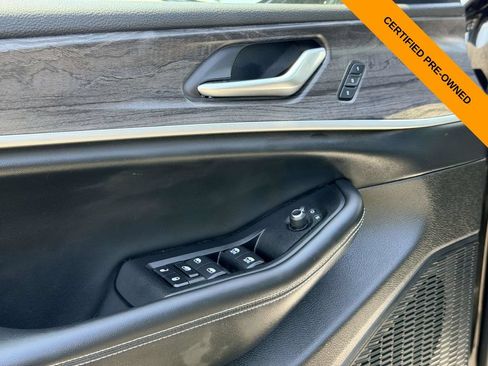 Certified 2023 Jeep Grand Cherokee L Limited w/ Luxury Tech Group II AWD/4WD image 12