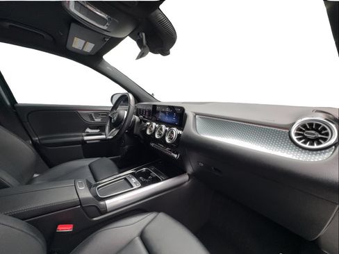 Used 2024 Mercedes-Benz GLA 250 image 30
