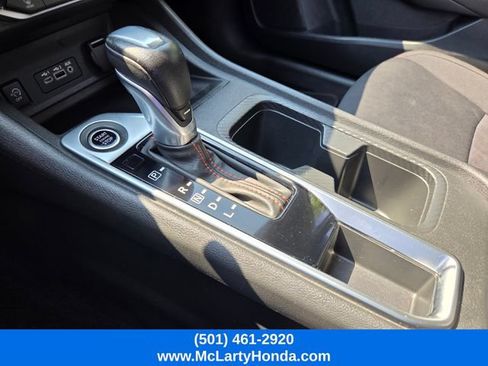 Used 2025 Nissan Sentra SR FWD image 26
