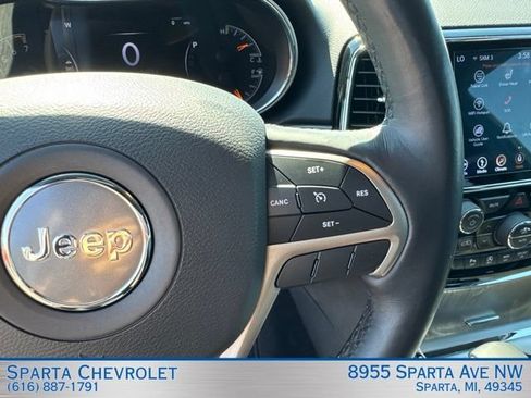 Used 2019 Jeep Grand Cherokee Altitude AWD/4WD image 19