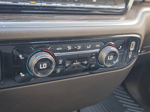Certified 2026 Chevrolet Silverado 1500 LT RWD image 26