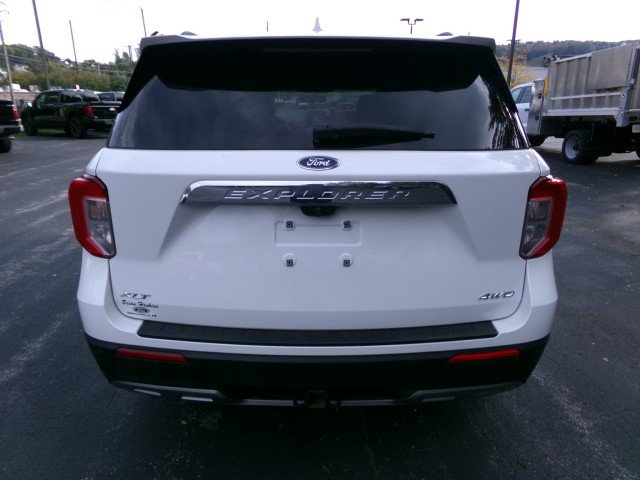 Used 2021 Ford Explorer XLT w/ Equipment Group 202A AWD/4WD image 8
