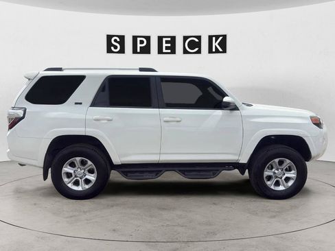 Used 2021 Toyota 4Runner SR5 AWD/4WD image 6