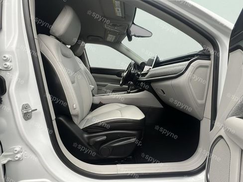 Used 2022 Jeep Compass Latitude w/ Convenience Group AWD/4WD image 13