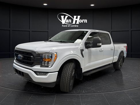 Used 2022 Ford F150 XLT w/ Equipment Group 302A High AWD/4WD image 3