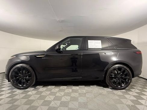 Used 2026 Land Rover Range Rover Sport SE AWD/4WD image 3