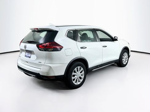 Used 2018 Nissan Rogue S AWD/4WD image 5