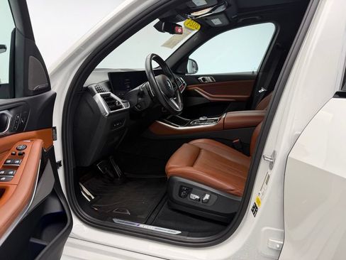 Certified 2024 BMW X5 M60i AWD/4WD image 5
