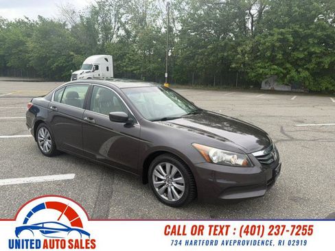 Used 2011 Honda Accord EX-L image 7