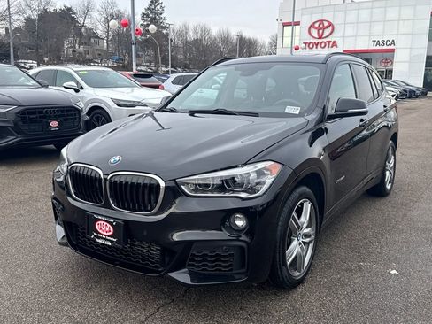 Used 2017 BMW X1 xDrive28i image 3