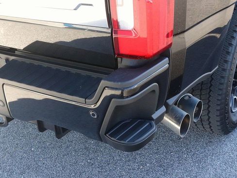 Used 2024 Ford F350 Platinum image 8