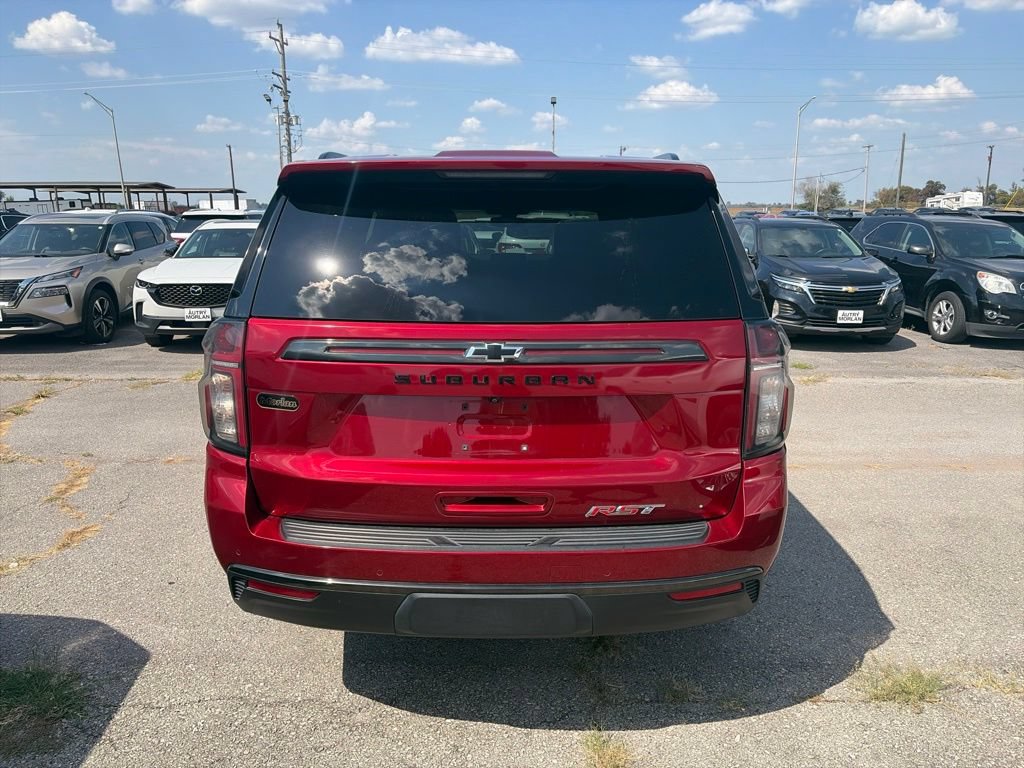 Used 2021 Chevrolet Suburban RST w/ Luxury Package AWD/4WD image 5