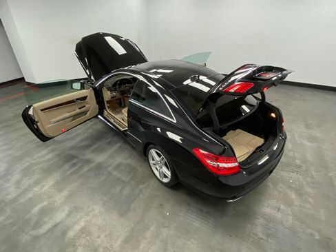 Used 2011 Mercedes-Benz E 550 Coupe w/ Premium 2 Pkg image 45