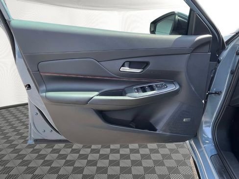 New 2026 Nissan Sentra SR w/ SR Premium Package FWD image 16