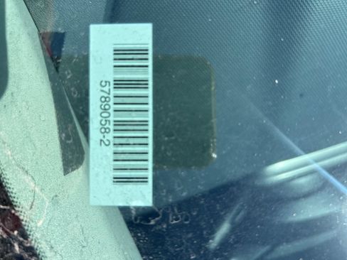 Used 2025 Kia Niro LX FWD image 2