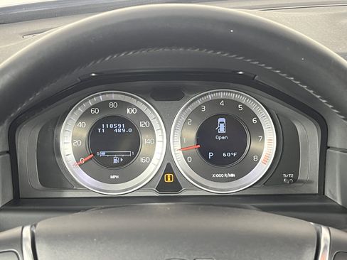 Used 2012 Volvo XC70 T6 Platinum image 13