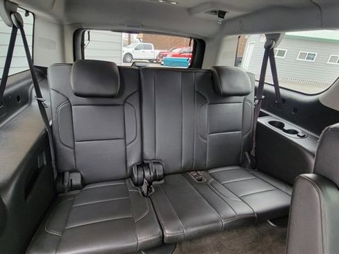 Used 2016 Chevrolet Suburban LT w/ Luxury Package image 44