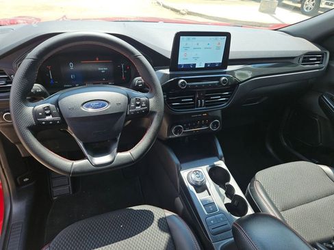 Used 2025 Ford Escape ST-Line AWD/4WD image 16