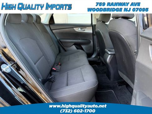 Used 2021 Kia Forte LXS image 18