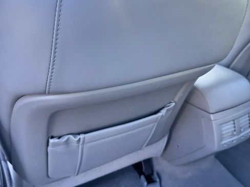 Used 2007 Toyota Avalon Limited FWD image 28