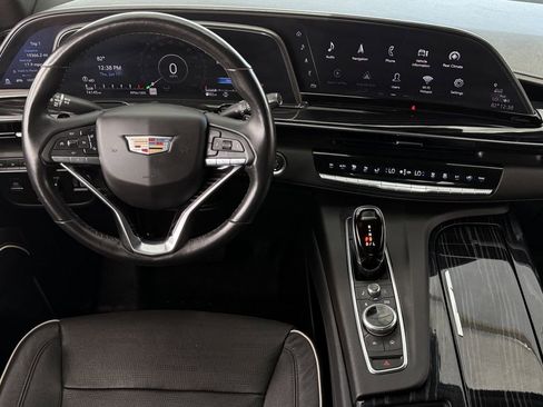 Used 2021 Cadillac Escalade Sport w/ Driver Assist Tech Package AWD/4WD image 12