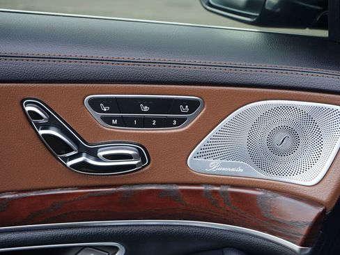 Used 2020 Mercedes-Benz S 450 4MATIC Sedan w/ AMG Line Exterior image 12