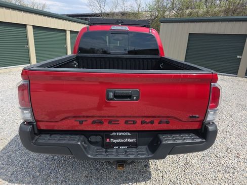 Certified 2021 Toyota Tacoma TRD Off-Road image 6